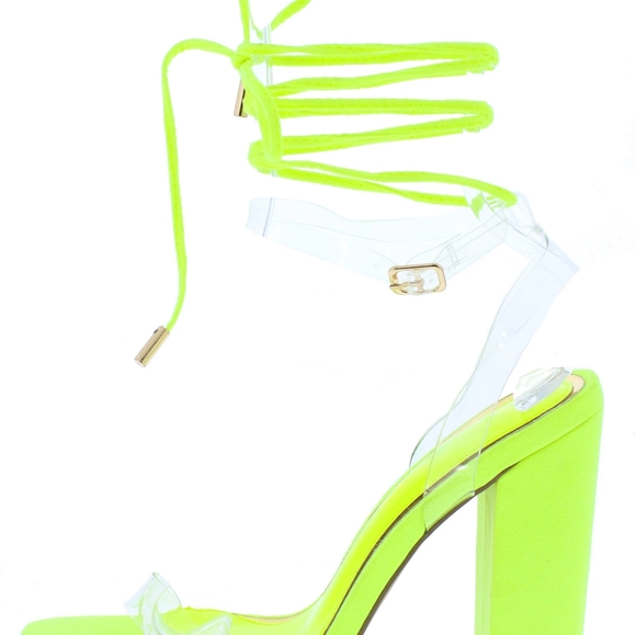 Women shoes - Picture 1 of 2